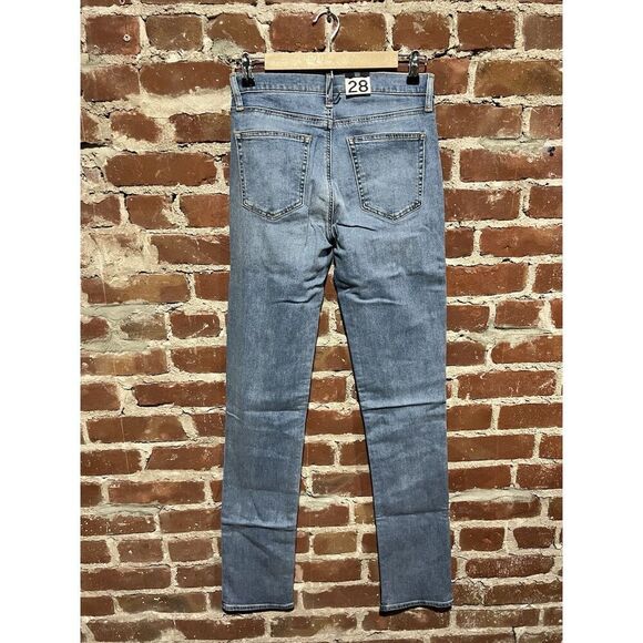 GAP Jeans Womens 28/6T Blue Classic Straight Mid-Rise Slim Fit Leg Pockets - Picture 2 of 3